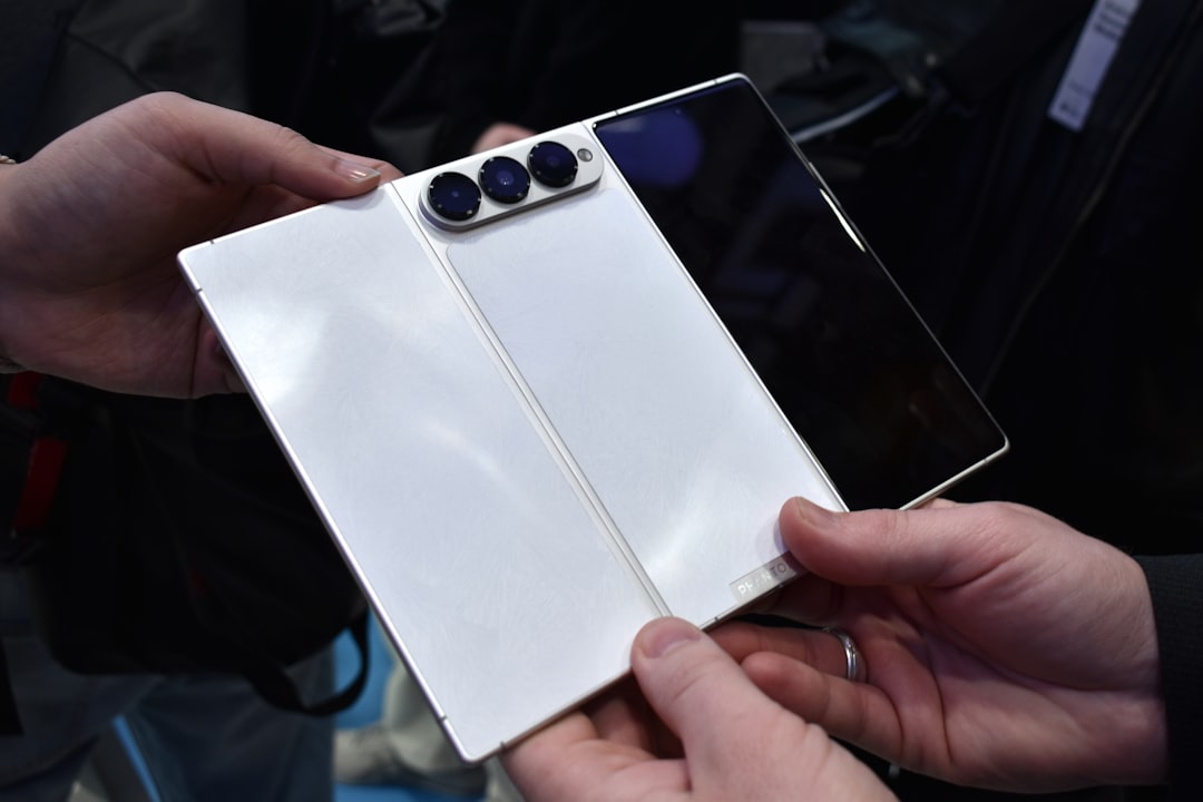 Nothing Phone (4a) vs Xiaomi Redmi Note 14 Pro: ¿cuál es el mejor gama media para comprar en España en 2026?
